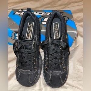 Sketchers chunky black shoes vintage
